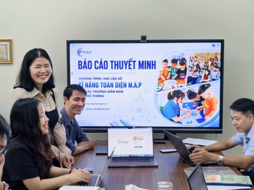 Viện NCTK Trường học tổ chức Hội đồng chuyên gia đánh giá Chương trình, Học liệu số Kĩ năng toàn diện M.A.P của Công ty Cổ phần Phát triển Giáo dục M.A.P